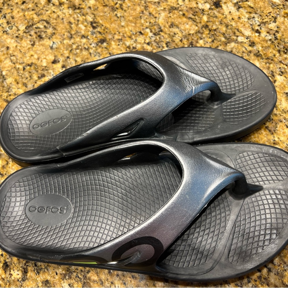 OOFOS Gray Slide Sandals - Picture 4 of 14